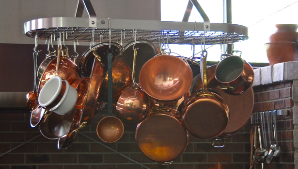 kitchen-copper-pots
