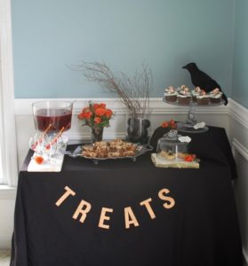 Let the Halloween frivolity begin, but keep it simple with a Halloween dessert party. Be inspired by this tablescape, halloween decor, and fun dessert recipes.