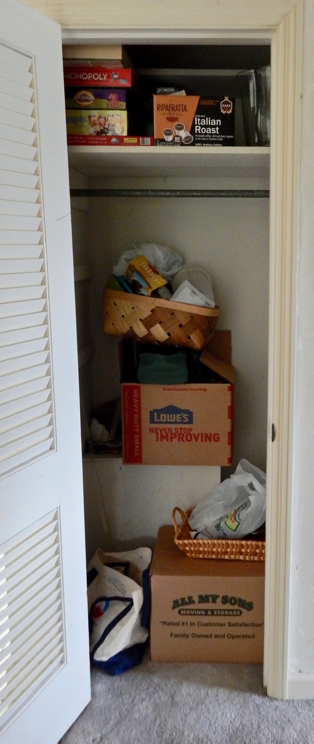 Does your closet look like mine? I've got a plan to get organized!
