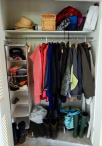 Does your closet look like mine? I've got a plan to get organized!
