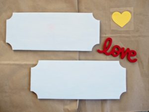 Make decorating your front door for Valentine's Day and St. Patrick's Day easy with these DIY reversible door tags.