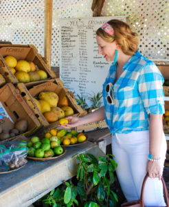 Hawaiian souvenir shopping guide for Maui
