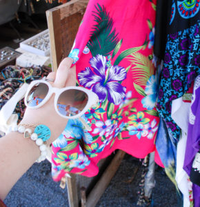 Hawaiian souvenir shopping guide for Maui