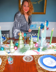 Pop the bubbly and celebrate 2018 in style with bright and charming New Year's Eve Party Decor!