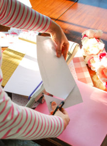 You tickle me pink free printable flamingo Valentine card and DIY envelope tutorial with coloring card option.