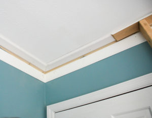 corner of crown molding