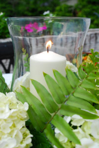 How to create this hydrangea centerpiece with hurricane lantern