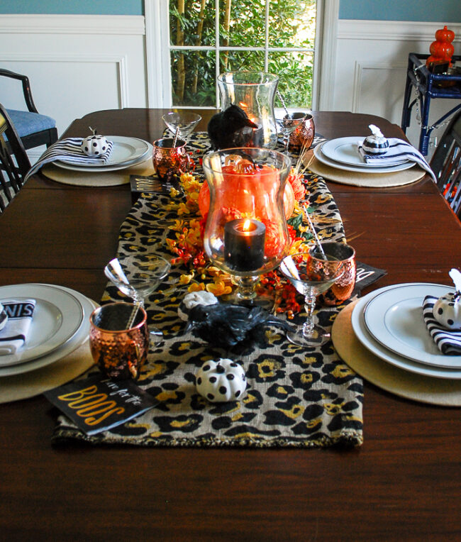 5 Tips to Set a Glam Halloween Table - Pender & Peony - A Southern Blog