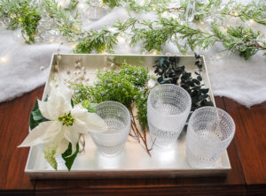 Winter tablescape tutorial - arranging flowers