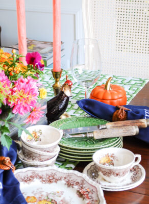 Pheasants and mini pumpkin dishes add that whimsical touch to this Southern autumn table