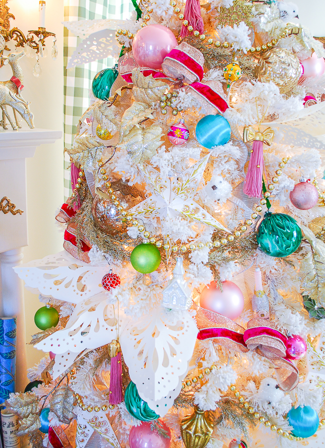 A Chic & Pink White Christmas Tree - Pender & Peony - A Southern Blog