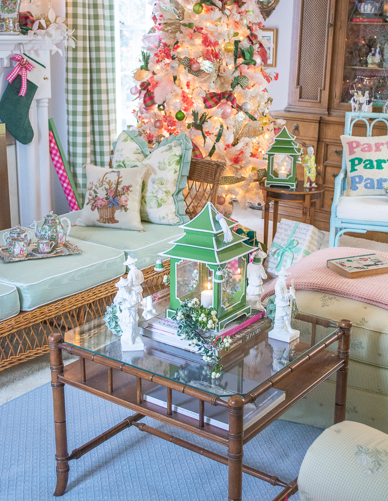 Chinoiserie Chic: A Chinoiserie Christmas with Southern Style