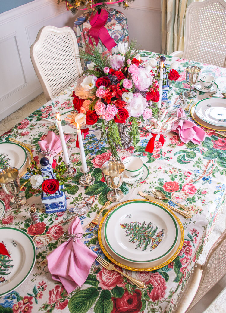 Recipe for a Grandmillennial Christmas Table - Pender & Peony - A ...