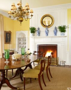 Dining room designed by Mark Hampton