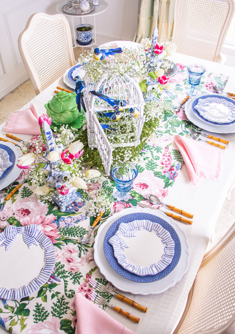 Songbird & Tulipiere Spring Centerpiece - Pender & Peony - A Southern Blog