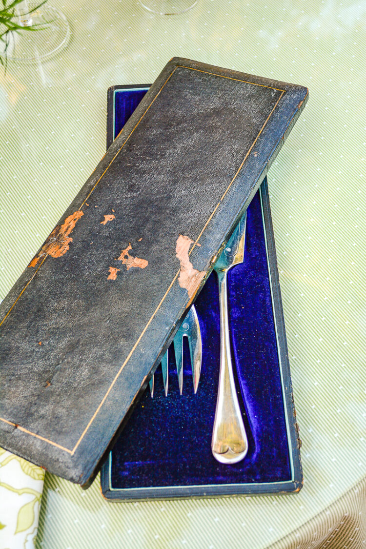 James Dixon & Sons silverplate fish set in original box
