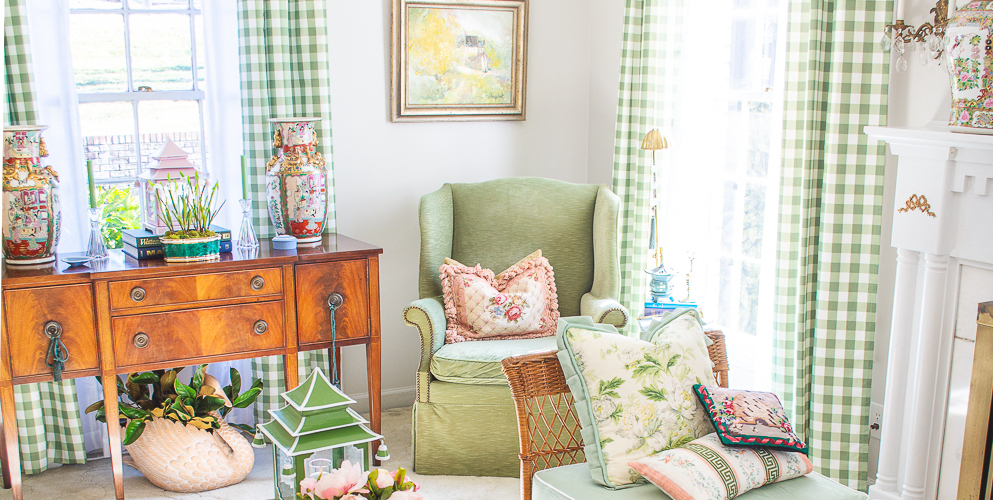 traditional-interiors-colorful-frills-1 traditional-interiors-colorful-frills-1