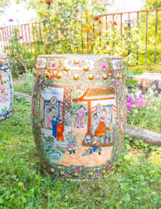 Vintage Mandarin garden stool - Famille Rose, Chinese export