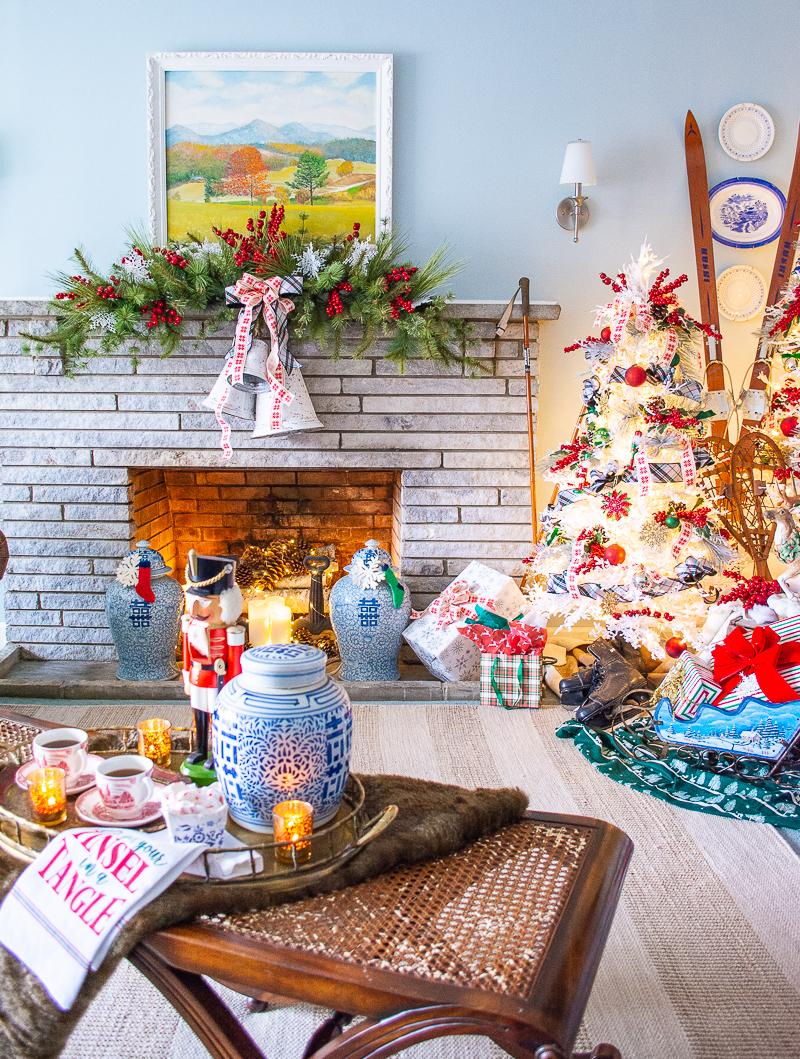 Charming Christmas Decor Ideas for Your Ski Lodge