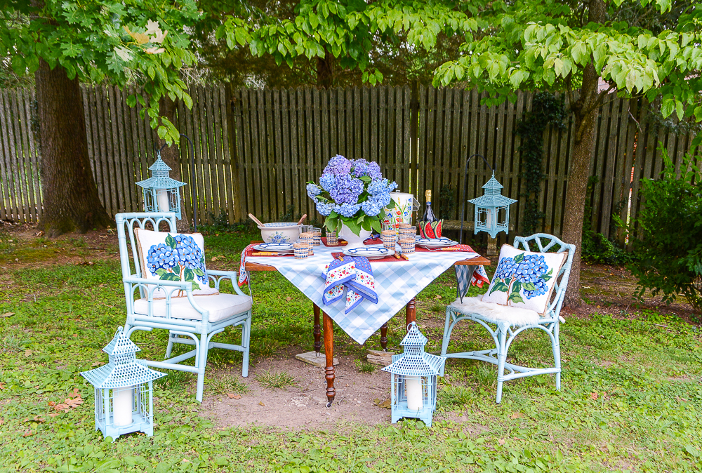 Dining Alfresco: Your Guide to Elegant Outdoor Tablescapes