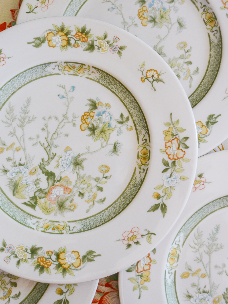 Royal Doulton Tonkin china is perfect for autumn tablescapes!