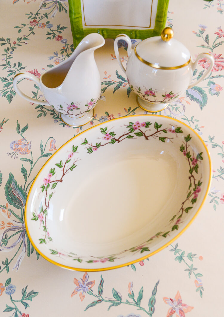 Franciscan Woodside teacups, creamer, sugar, and oval serving bowl