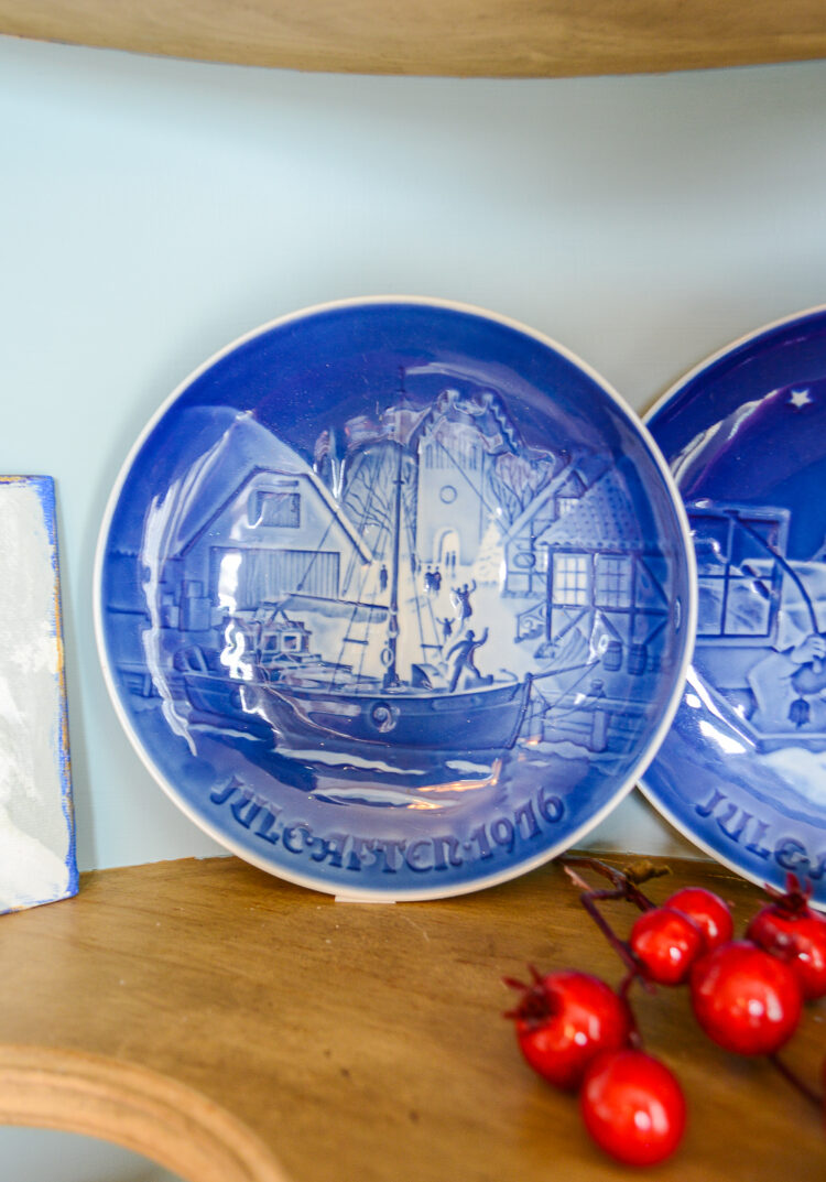 Shop these classic Bing & Grondahl Christmas Eve plates in blue and white on penderandpeony.com