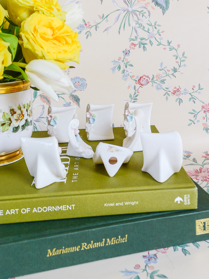 Set of 8 Ceramic Floral Place Cards - Image 4