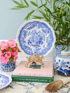Add these pretty plates to your blue and white collection!