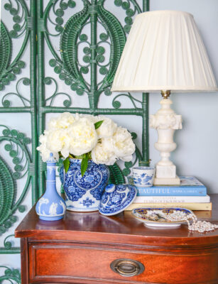 I'm A Blue & White Snob - Pender & Peony - A Southern Blog