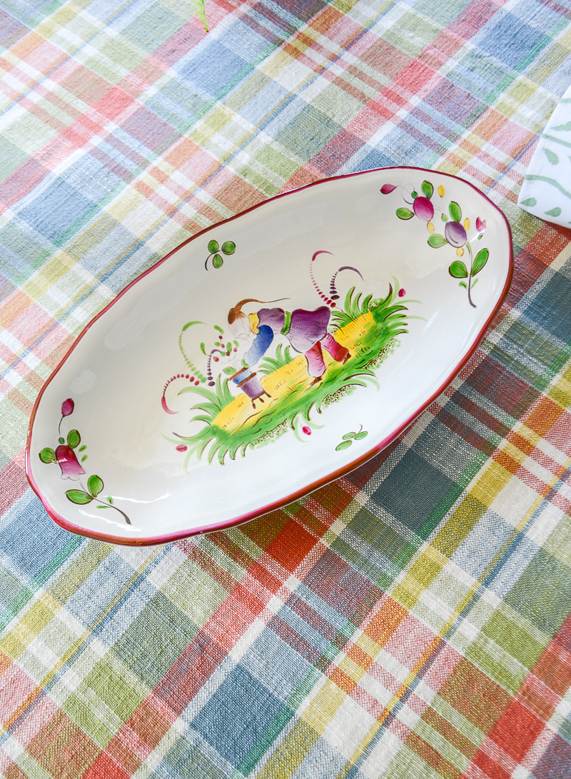 French faience Chinoiserie motif oval bowl