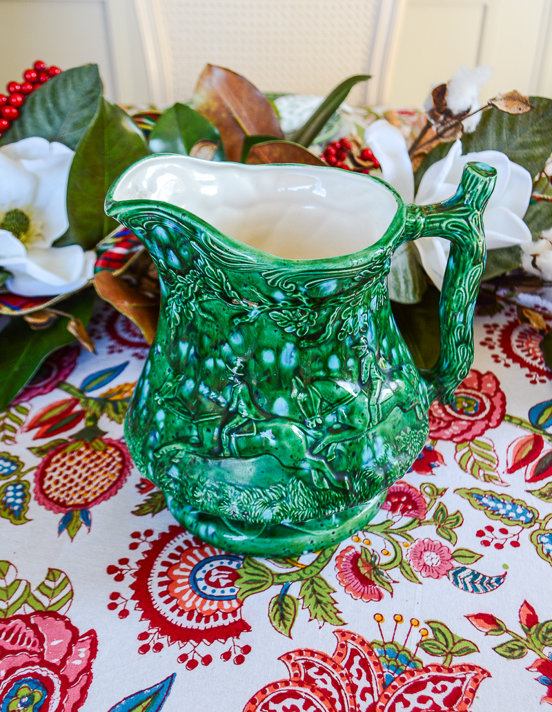 Is this not the most gorgeous color of green? How perfect for your holiday tables if you love Majolica or that English hunt style! Vintage. Size: 8.5”H x 8.25”L.