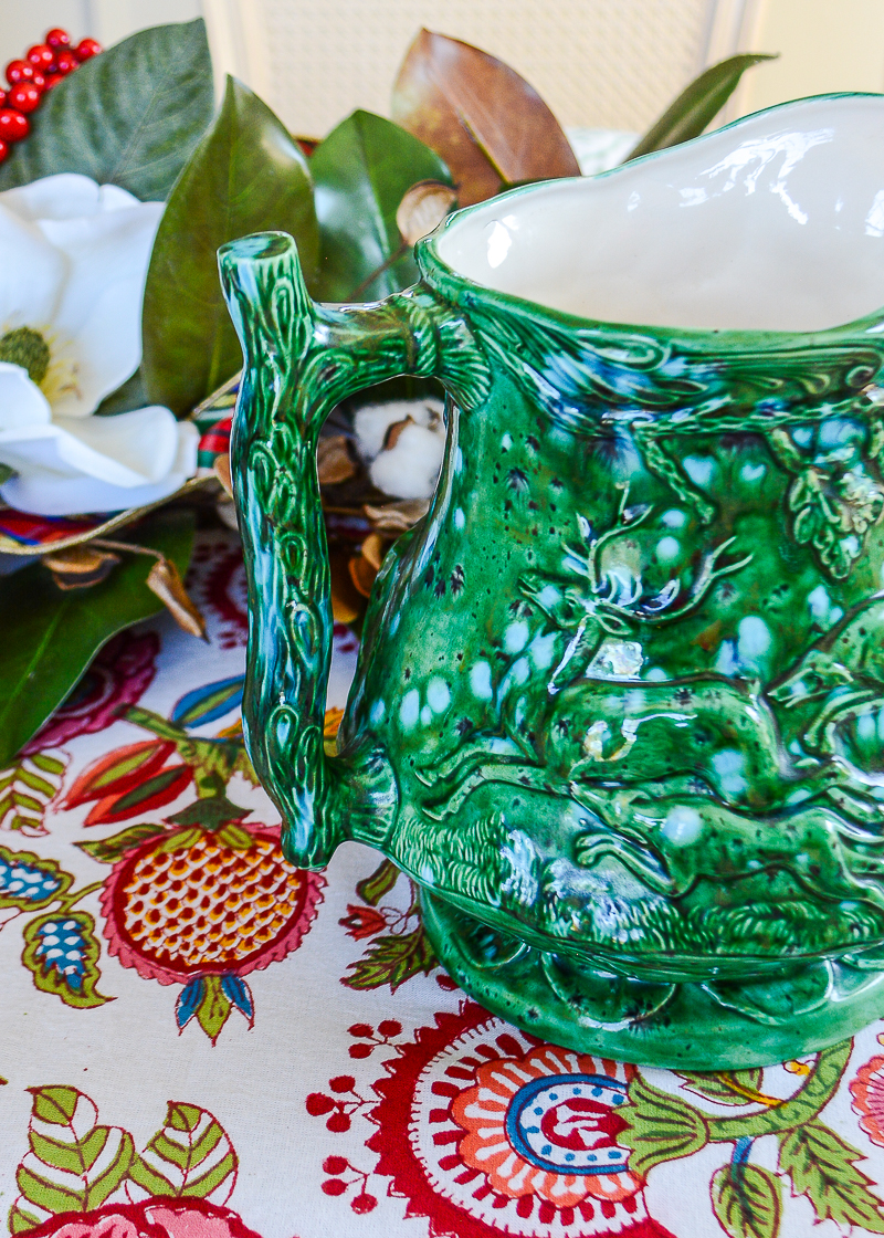 Is this not the most gorgeous color of green? How perfect for your holiday tables if you love Majolica or that English hunt style! Vintage. Size: 8.5”H x 8.25”L.