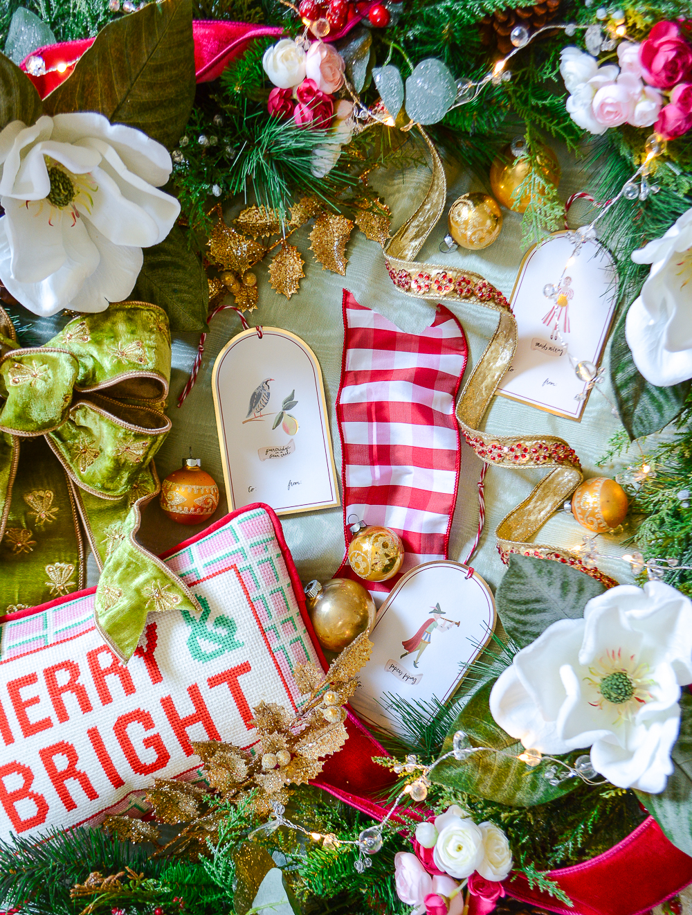 2024 Christmas Garland Kit mood board for the Jolly Blossoms look