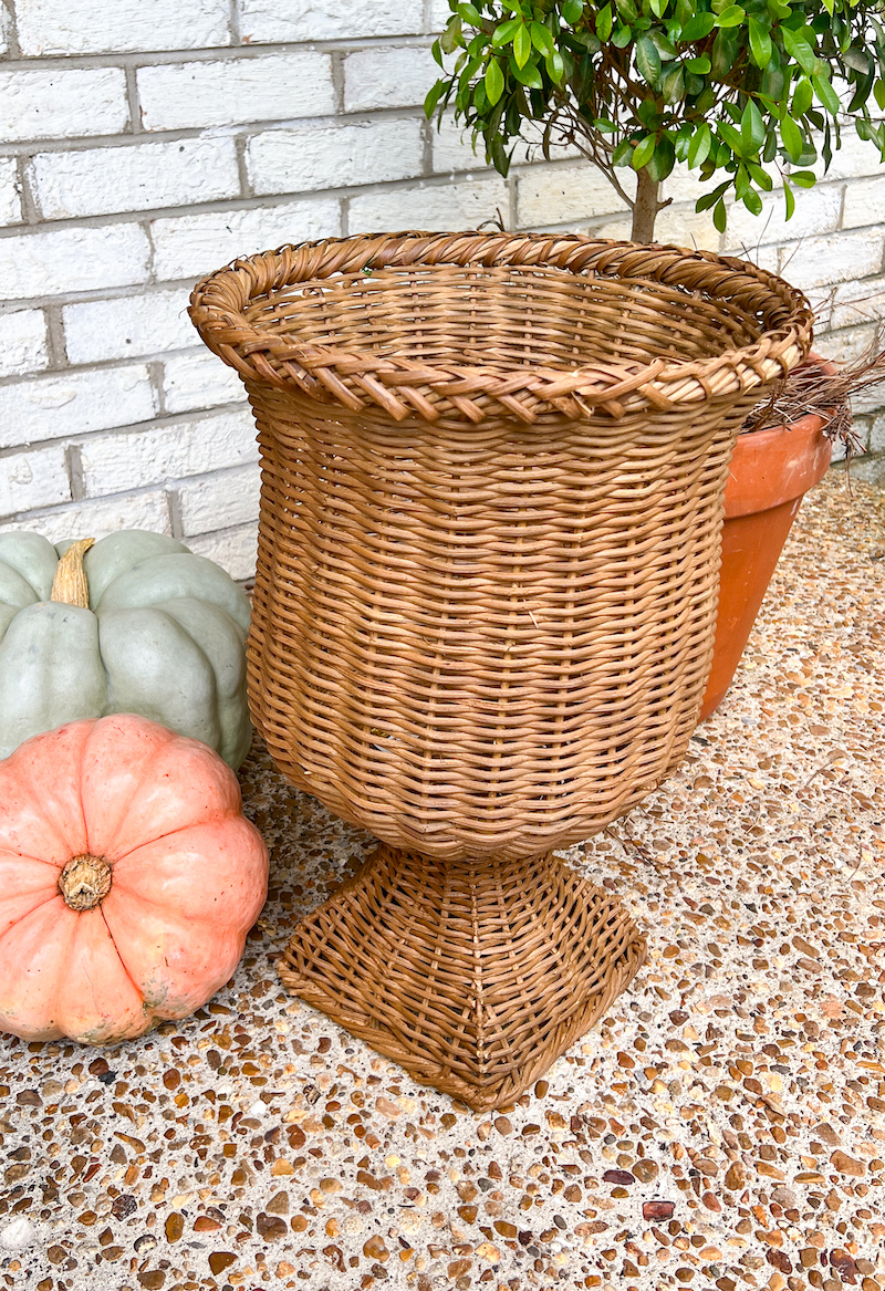 Wicker Urn - Image 2
