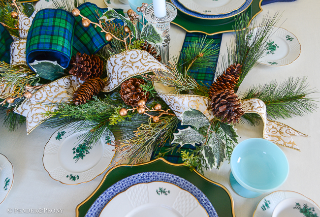 Gingerbread forest detail