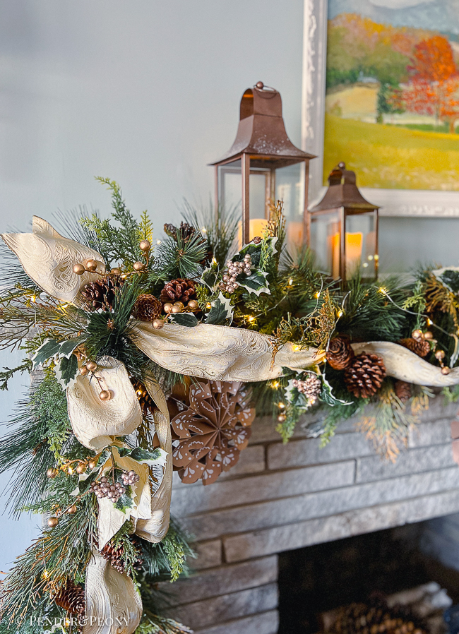 Pine Holly Garland - Image 2