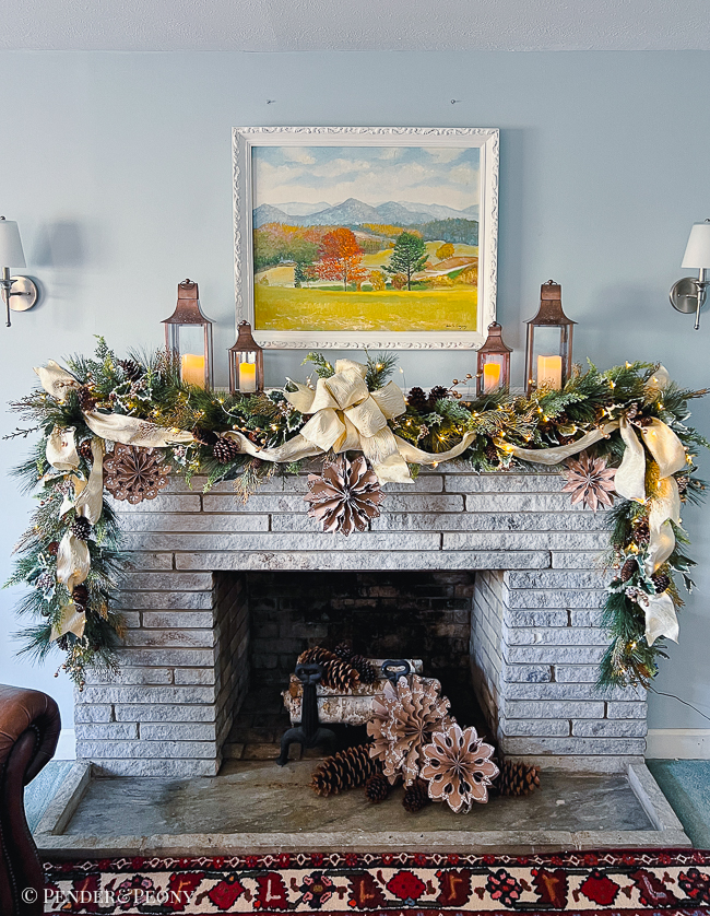 Pine Holly Garland - Image 3