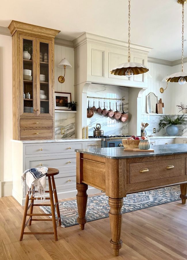 Country kitchen with island