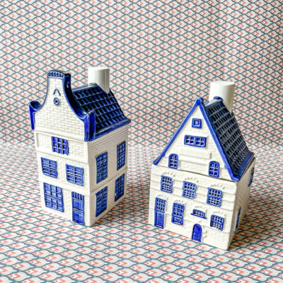 A timeless set of Delft Blue canal house canisters.