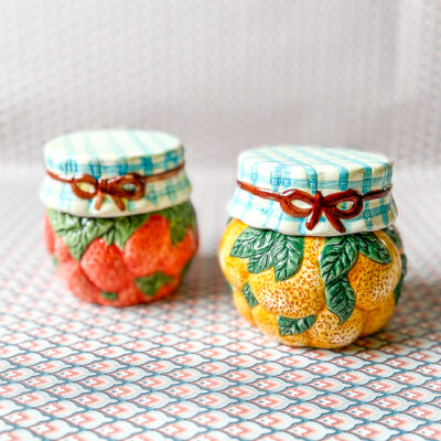 Vintage charm for your brunch table with this pair of jam pots!
