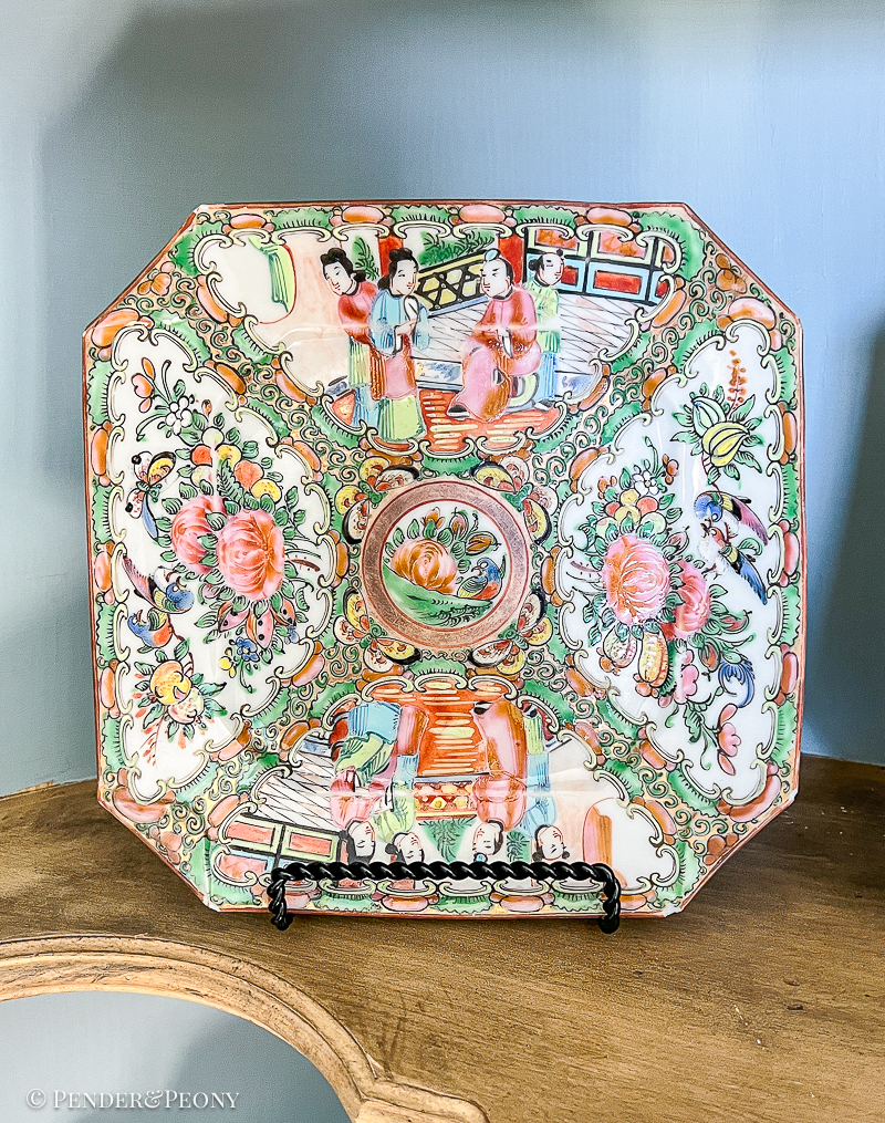 Rose Medallion square plate with cut corners