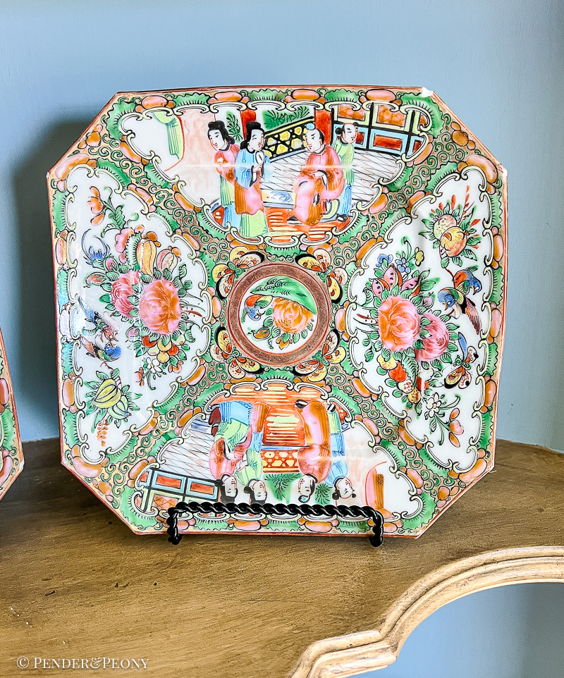 Rose Medallion square plate with cut corners