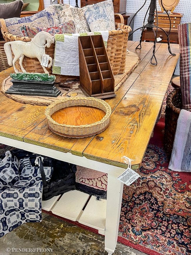 Antiquing roadtrip I81 - Factory Antique Mall