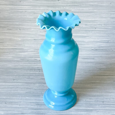 What a gorgeous blue hue on this pretty Bristol vase!