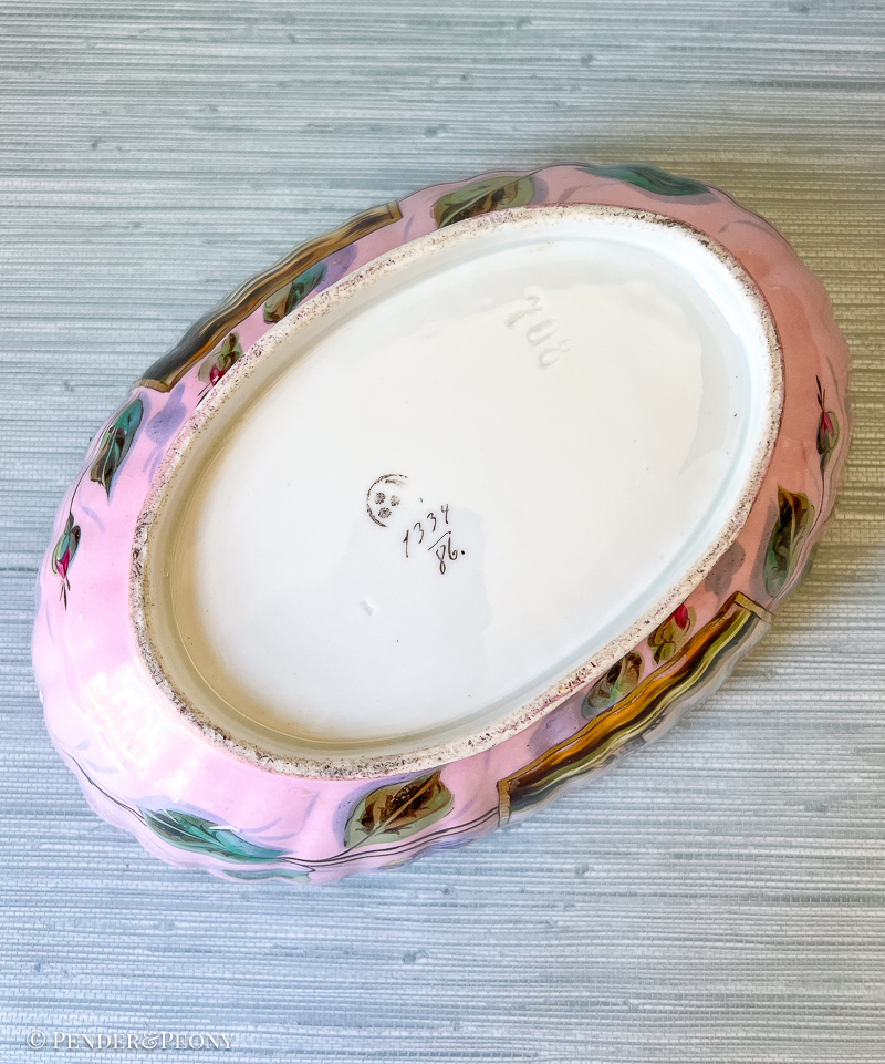 Star and crescent moon porcelain mark 1334/86