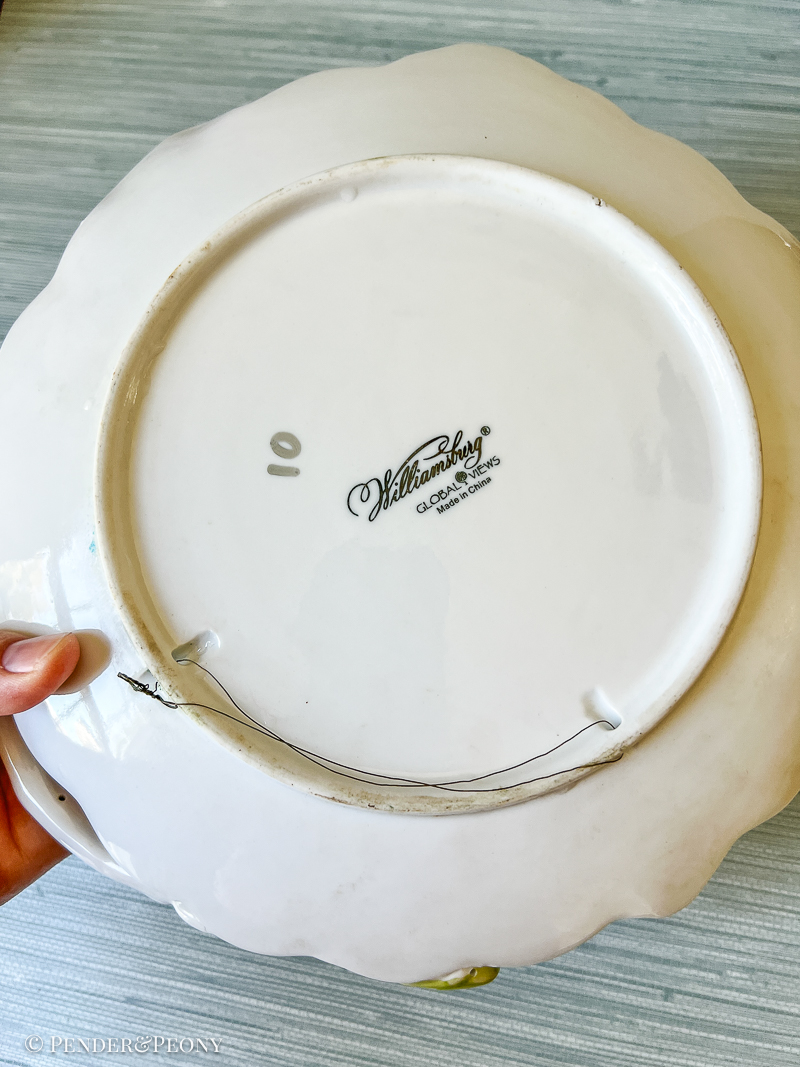 Williamsburg Blind Earl Replica Dish - Image 3