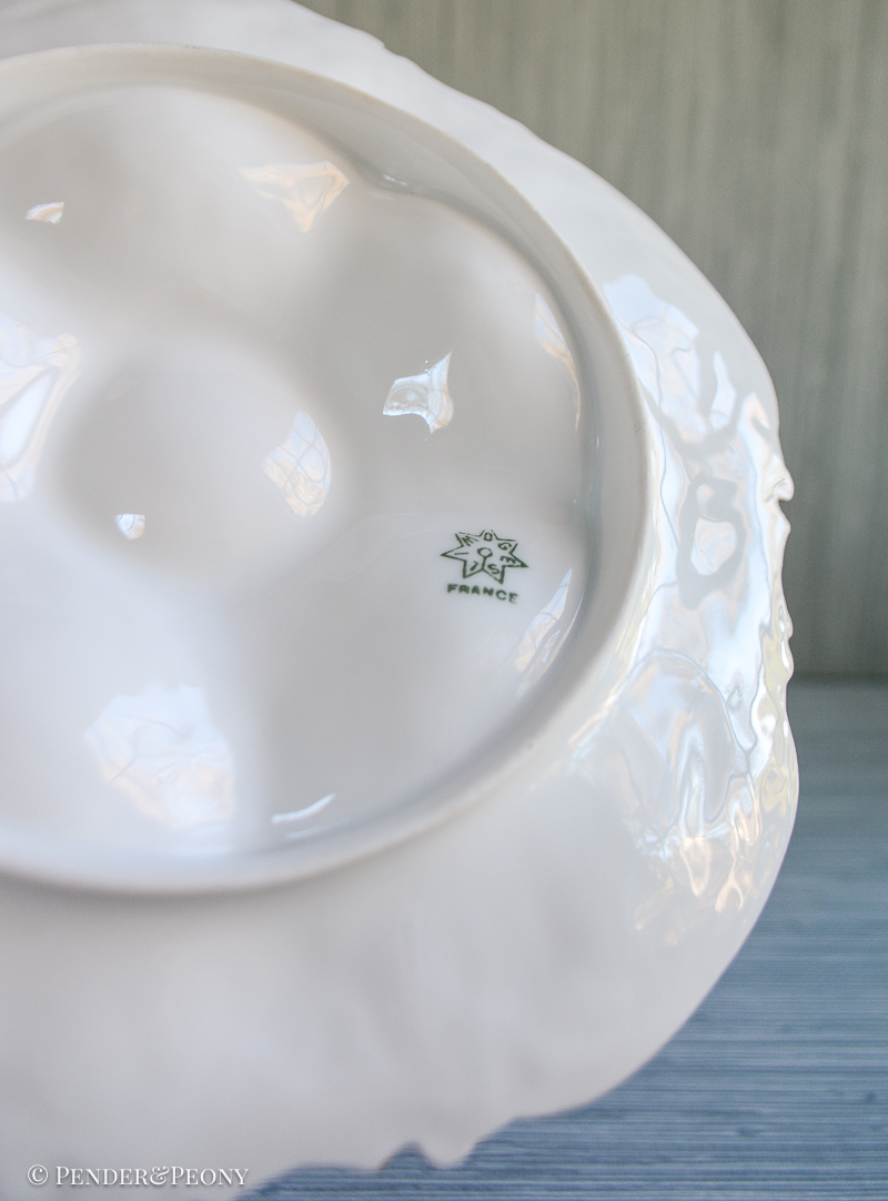 Antique Coiffe et Cie Oyster Plate - Image 4