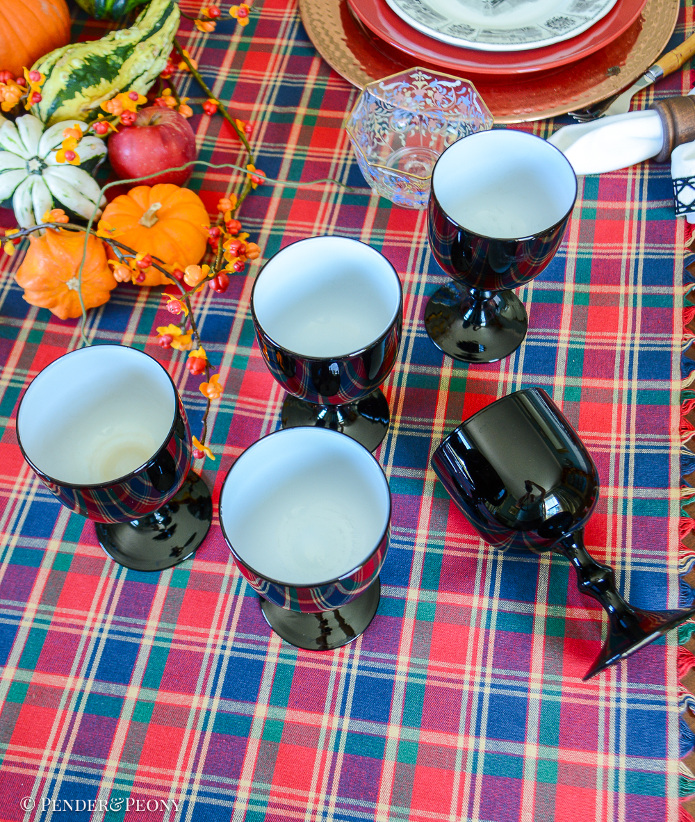 Vintage black and white cased glass goblets from Carlo Moretti, Murano glass