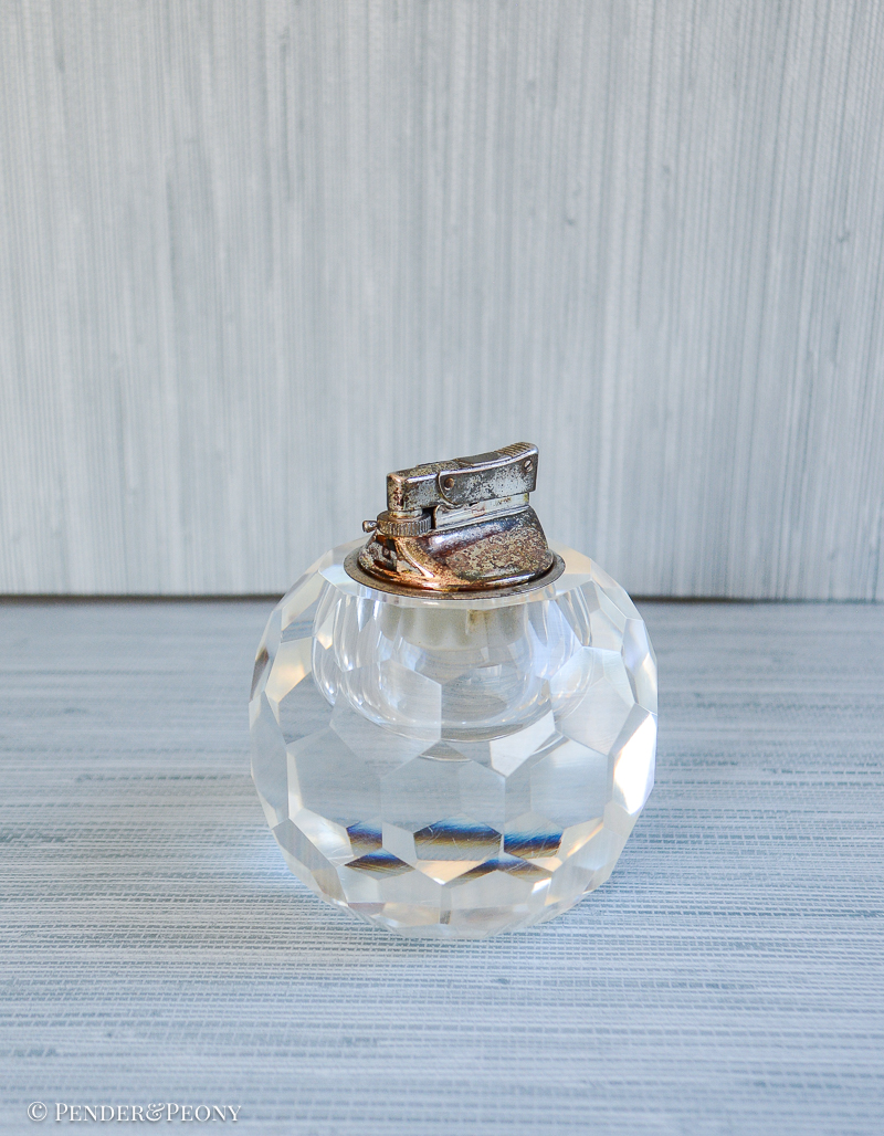 Cut crystal table lighter